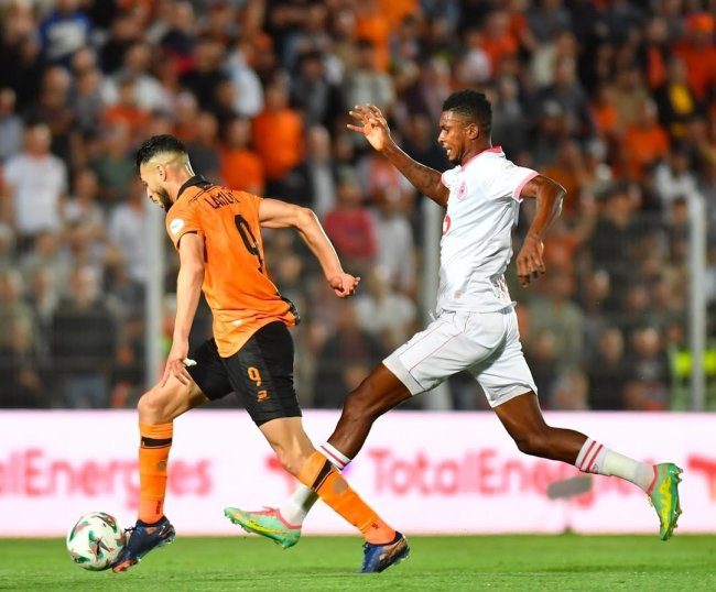 مباراة سيمبا وبركان تقام بشبابك مغلقة