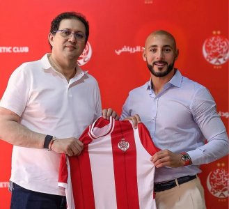 الوداد قدم لاعبه الجديد أمرابط الوداد قدم لاعبه الجديد أمرابط