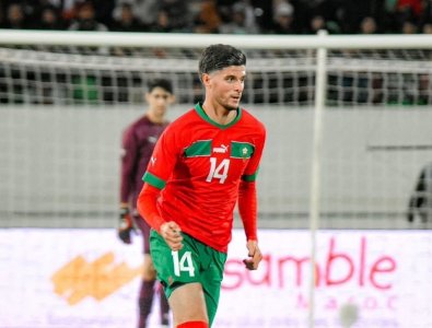 الناخب الوطني يرشح العزوزي في قلب الدفاع أمام تونس والبنين الناخب الوطني يرشح العزوزي في قلب الدفاع أمام تونس والبنين