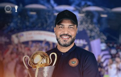 معين الشعباني يستمر مع نهضة بركان معين الشعباني يستمر مع نهضة بركان
