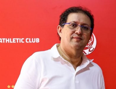 هشام أيت منا مقتنع بضم إسماعيل القندوس لدفاع الوداد هشام أيت منا مقتنع بضم إسماعيل القندوس لدفاع الوداد
