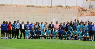 الحسنية تغري لاعبيها بالمال لهزم رجاء بني ملال الحسنية تغري لاعبيها بالمال لهزم رجاء بني ملال