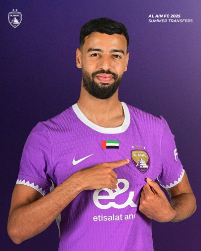 بن خالق يجاور رحيمي بالعين لأربعة مواسم