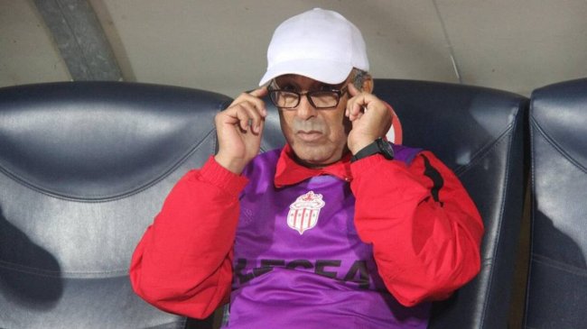 السكتيوي يستقيل من تدريب حسنية أكادير
