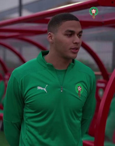 مروان سنادي: كنت باليونان في عطلة وطرت فرحا بعد إستدعائي للمنتخب الوطني