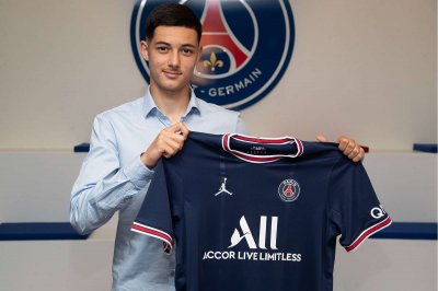 الشبل المغربي الحناش يعار من سان جيرمان إلى مونبوليي الشبل المغربي الحناش يعار من سان جيرمان إلى مونبوليي