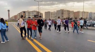 الجماهير: لا تهمنا الحرارة، إشتقنا للفريق الوطني في فاس