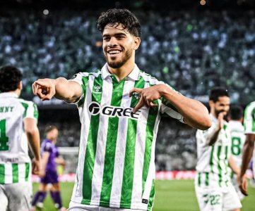 عبد الصمد الزلزولي في طريقه لفريق إيطالي عبد الصمد الزلزولي في طريقه لفريق إيطالي