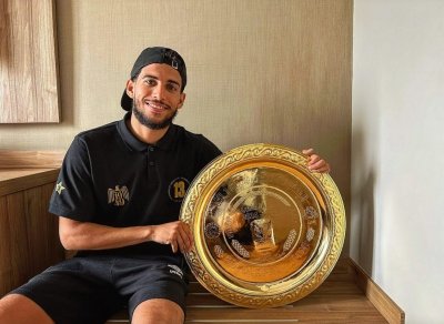 بوگرين لن يغادر الرجاء والشابي يشدد على الإحتفاظ بالركائز بوگرين لن يغادر الرجاء والشابي يشدد على الإحتفاظ بالركائز