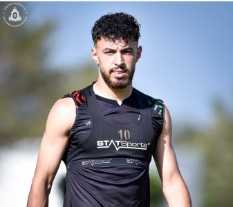 لماذا يتواضع زحزوح في المباريات القوية للجيش؟ لماذا يتواضع زحزوح في المباريات القوية للجيش؟