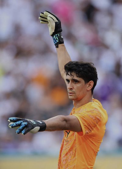 بونو يُنقذ الهلال من الهزيمة أمام ريال مدريد