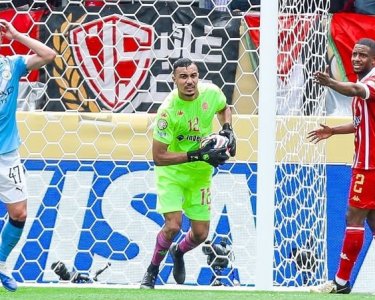كيف قيم غوارديولا أداء بنعبيد؟