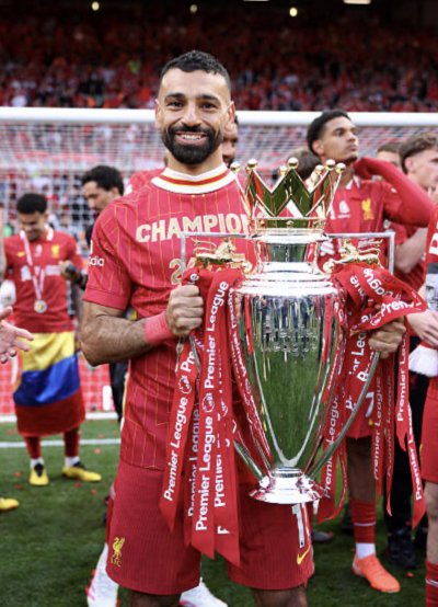 صلاح يتقدم المرشحين لأفضل لاعب في انكلترا صلاح يتقدم المرشحين لأفضل لاعب في انكلترا