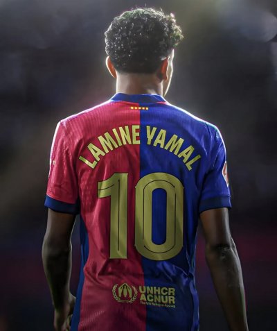 برشلونة يستعد لتسليم لامين جمال رقم 10 بعد رحيل فاتي