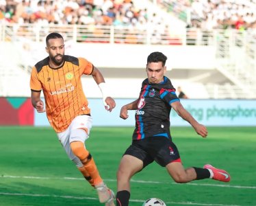 الشوط الأول لنهائي كأس العرش انتهى متعادلا