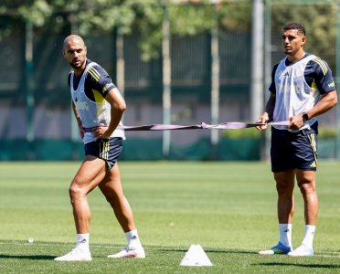 النصيري وامرابط شرعا في التحضيرات النصيري وامرابط شرعا في التحضيرات