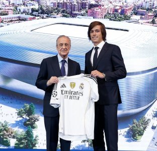 بيريز: ريال مدريد يعيش أكثر فترات نجاحه تاريخيا بيريز: ريال مدريد يعيش أكثر فترات نجاحه تاريخيا