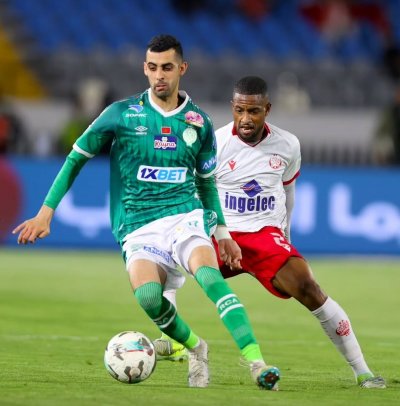 الديربي بين الوداد والرجاء في الدورة الخامسة