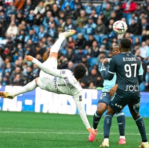 أبوخلال في مواجهة ودية لرونالدو بالنمسا أبوخلال في مواجهة ودية لرونالدو بالنمسا