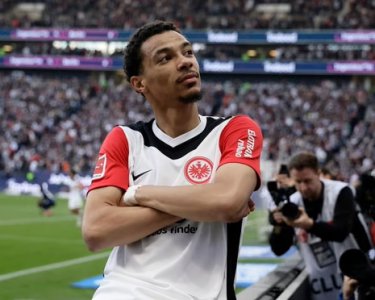 ليفربول يقترب من التعاقد مع الفرنسي إيكيتيكي