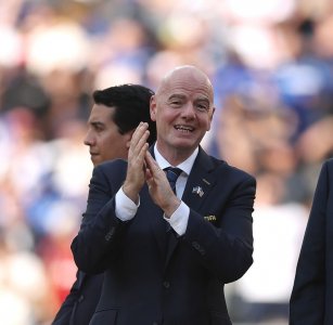 إنفانتينو لن يعلن عن ملعب نهائي كأس العالم