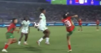 لماذا حرم منتخبنا النسوي من ضربة جزاء؟