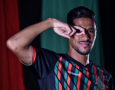 بوريكة يدشن أول أهدافه مع الجيش في ودية الدفاع الجديدي