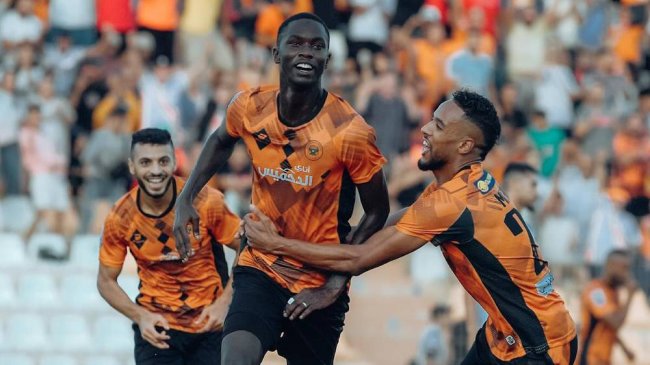 بعد تعثر إنتقاله إلى ستوك سيتي..أي مستقبل للسينغالي كمارا مع نهضة بركان؟