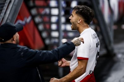 الصحف الهولندية تشيد بتألق الكرواني