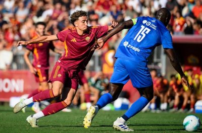 مدرب روما يشيد بالعيناوي رغم الخسارة