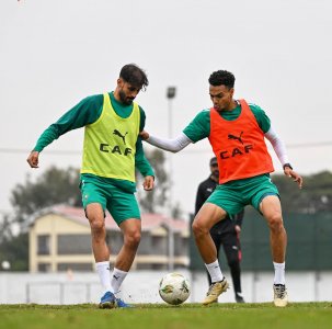 المحليون يكثفون استعداداتهم لمباراة زامبيا