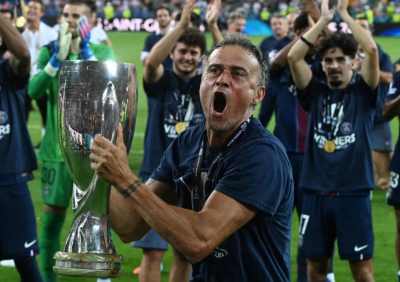 إنريكي يتحدث عن معركة البالون دور بين حكيمي وعثمان