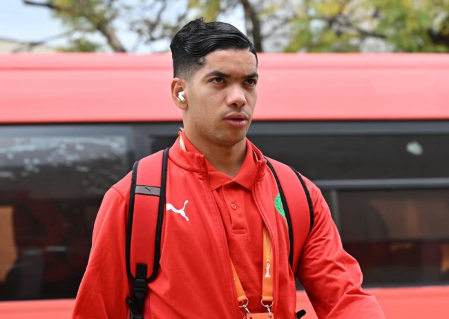 خالد بابا مطلوب خارج البطولة