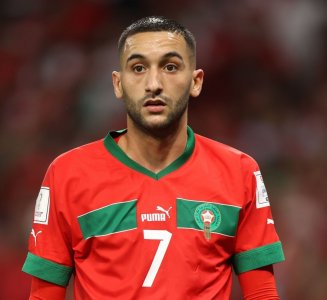 زياش تواجد في اللائحة الموسعة وتنافسيته شرط عودته