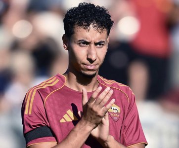 أيندهوفن يدرس إمكانية التعاقد مع صلاح الدين