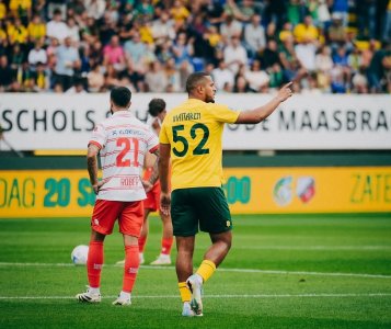 أوعيسى سجل وتخلى عن صدارة هولندا واحتارين يرد بثنائية