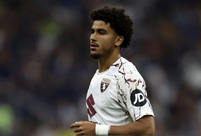 9 دقائق لأبو خلال .. وماسينا محبط وصبيري في الانتظار