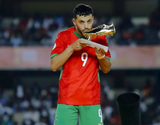 لمليوي لن يلعب للأهلي ولو بمال الدنيا