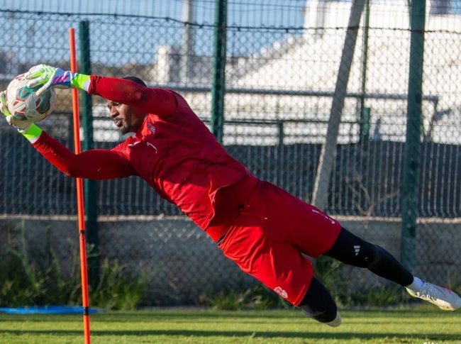 حارس مرمى طوغولي باتحاد طنجة
