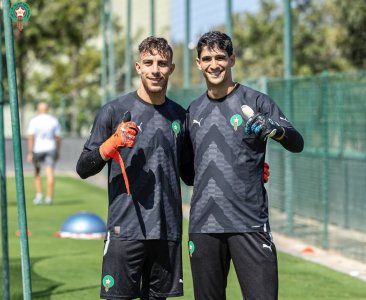 مع بونو، المحمدي والحرار.. حراسة الأسود في منأى عن الأخطار