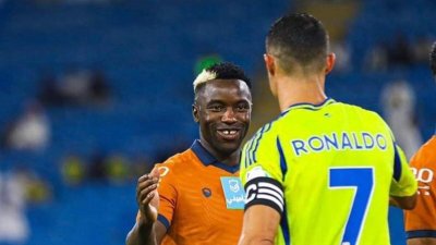 الهداف سكالا يعود للمنتخب الزامبي بعد اعتذاره للمدرب