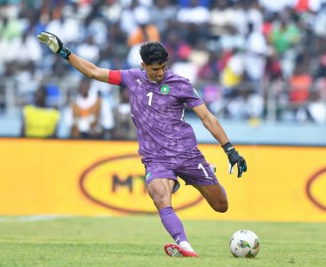 ياسين بونو: تصديات الكبار