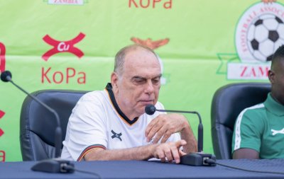أفرام غرانت مدرب زامبيا: خسرنا بالاخطاء لكننا كنا الأفضل
