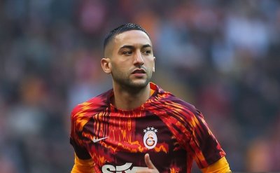 زياش بين 3 أندية إسبانية..هل اقترب حلم الليغا من التحقق؟