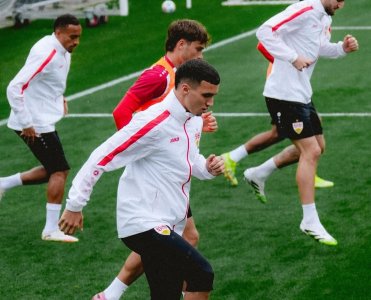 هل يستغل الخنوس جيدا غياب دينيز أونداف؟