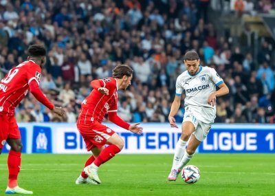 حارث لا يريد الرحيل ودي زيربي غاضب