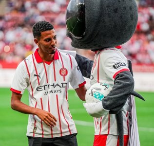 جيرونا يكشف رقم عز الدين أوناحي