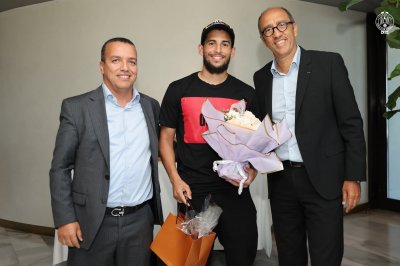 الرجاء يحتفي بلاعبيه المتوجين ب  الشان 