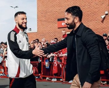 مزراوي: أموريم يتمتع بقيم كثيرة مع بعض القسوة