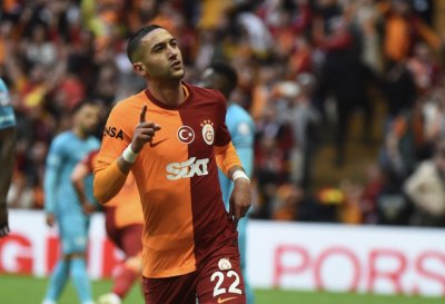 هل يتجه زياش إلى أمريكا؟